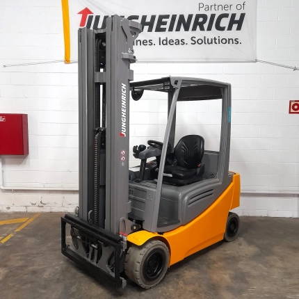 Carretilla Frontal Electrica Jungheinrich EFG 320