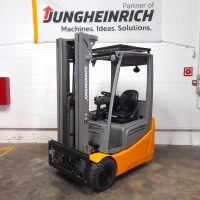 Carretilla Frontal Jungheinrich EFG 213