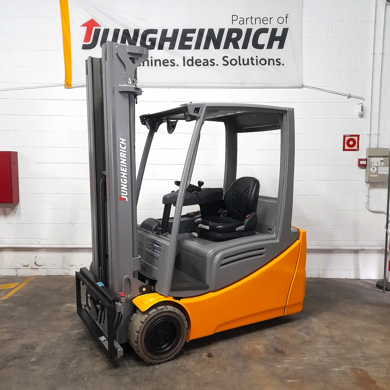 Carretilla Frontal Jungheinrich EFG 220